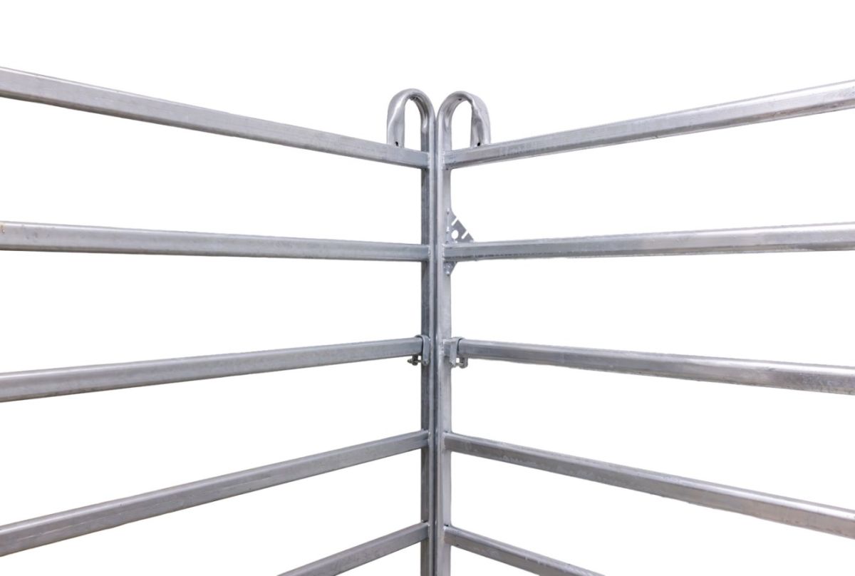 Ansicht: Eckverbinder für Weidepanele montiert an zwei Panels