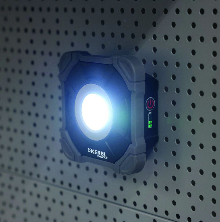 Mobiler LED-Strahler