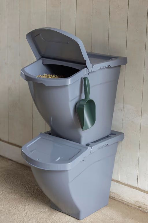 Futterbox stapelbar 60L