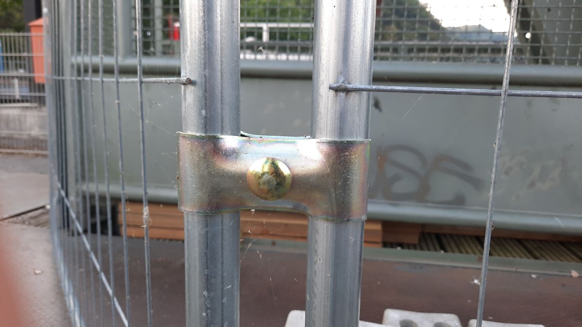 Bauzaunklemme Anwendungsbild Detail