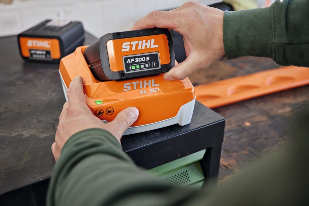 Schnellladegerät STIHL AL 301