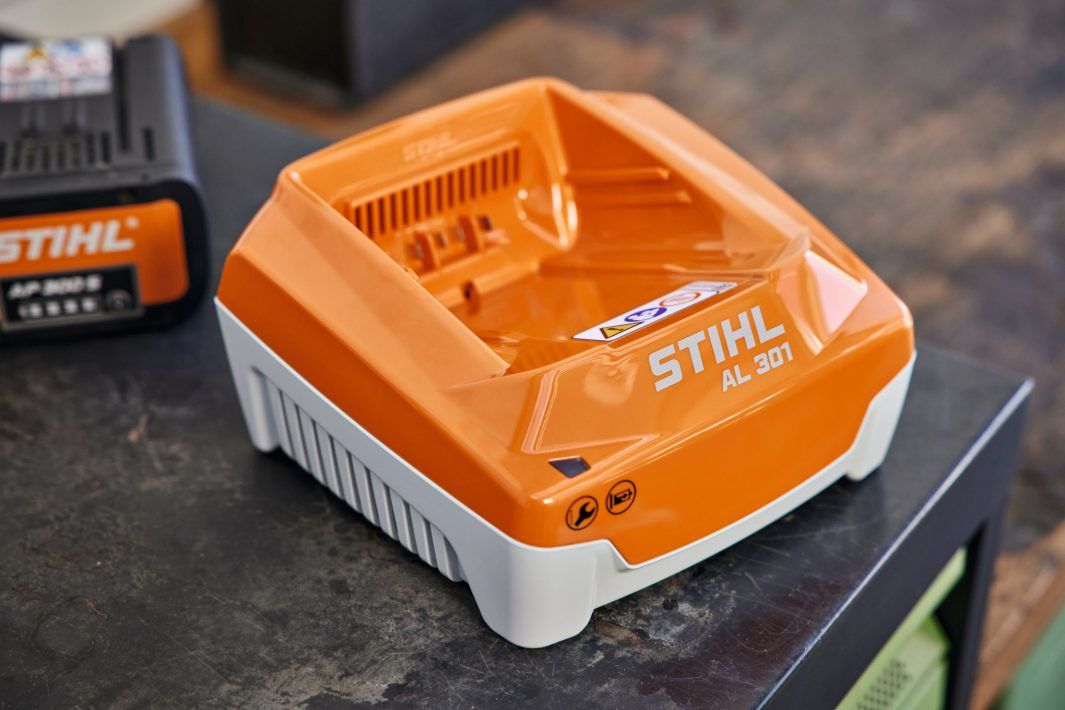 Schnellladegerät STIHL AL 301