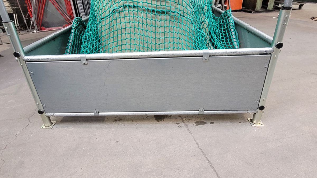 geschlossene Seitenwand