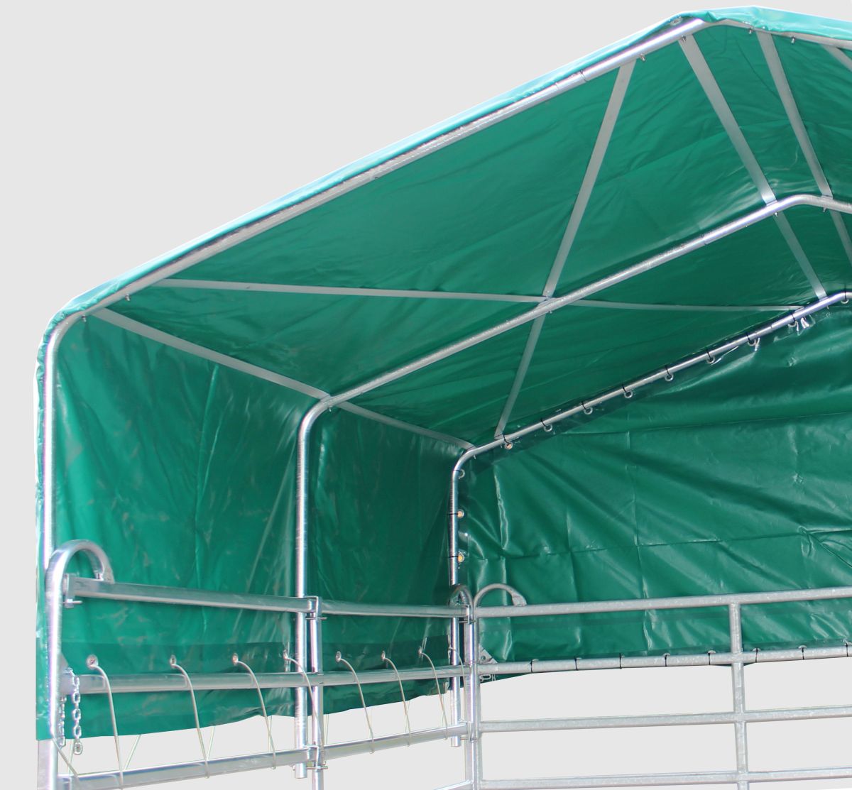 Metallrohr-Stecksystem und Flacheisen zur zusätzlichen Verstrebung