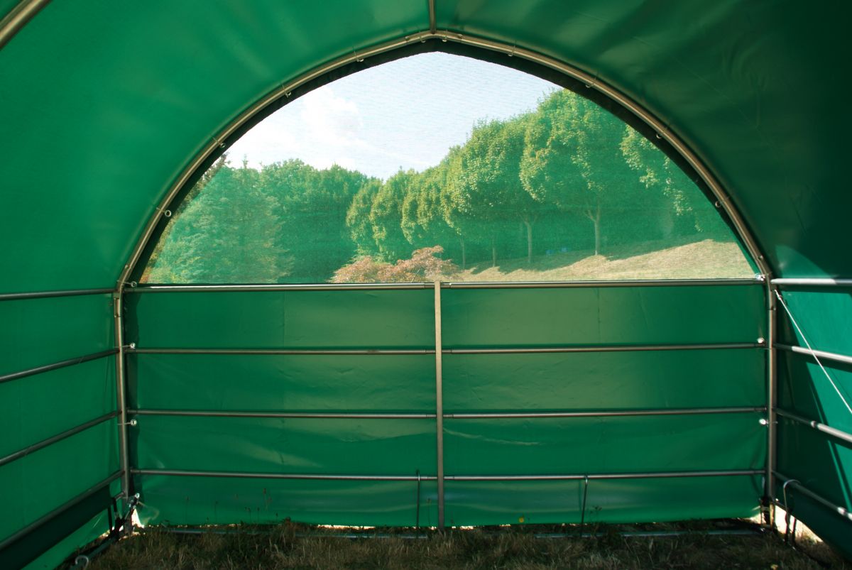 Ansicht innen mit durch Rückwand