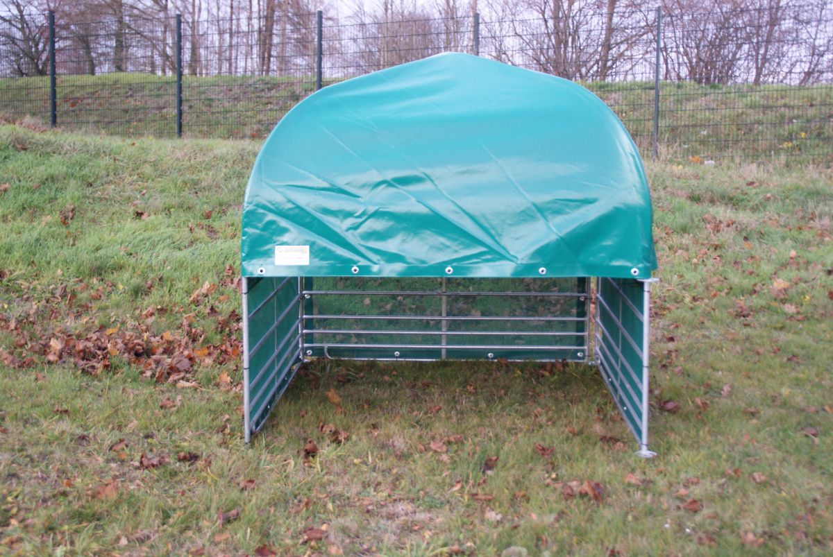 Weideunterstand klein 1,83 m x 1,83 m, Variante mit Windschutznetz