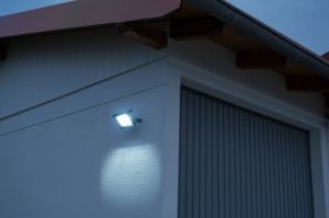 led-strahler-jaro-50-watt-4.jpg