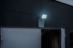 led-strahler-jaro-50-watt-6.jpg